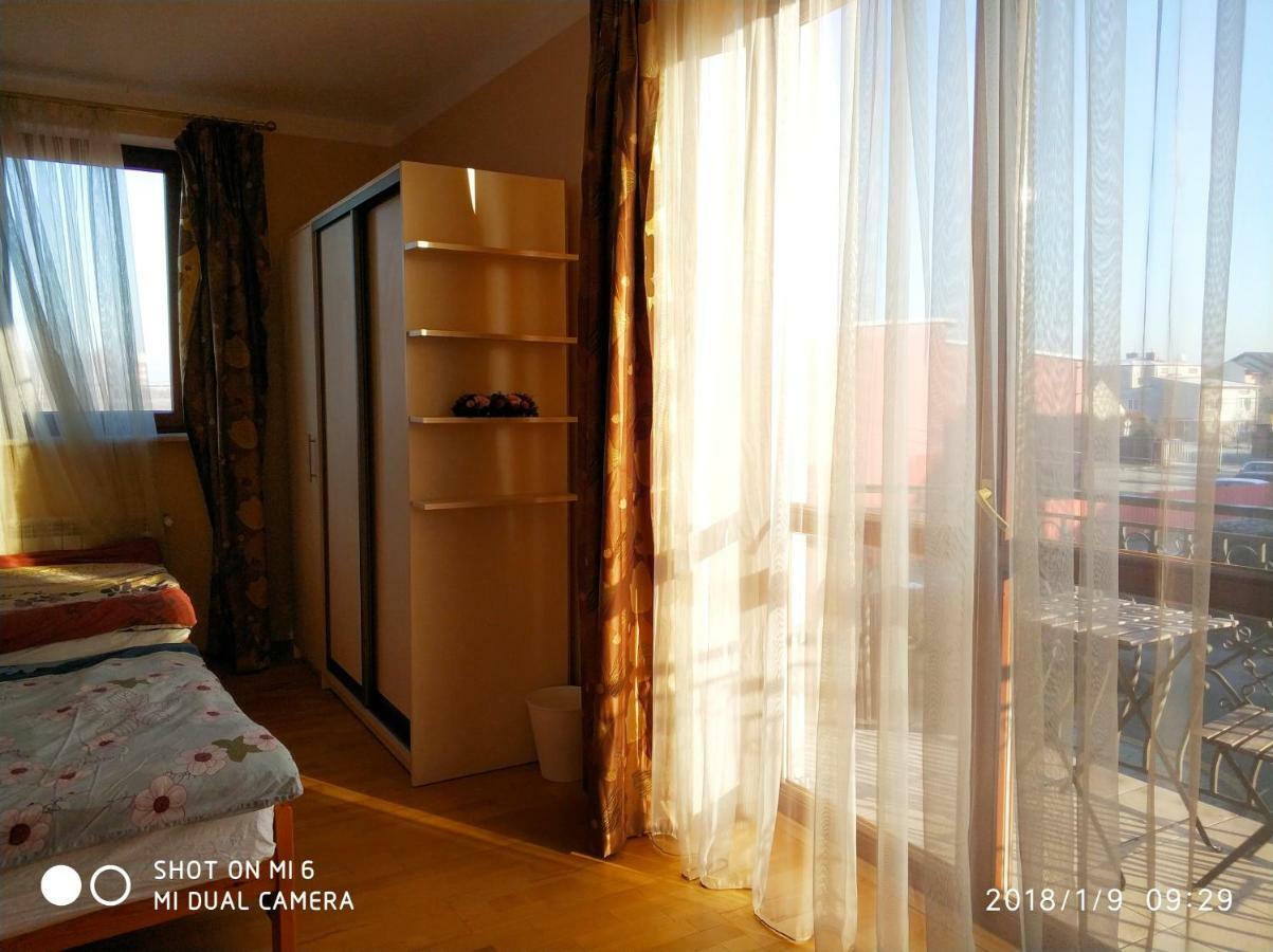 Np Sunshine Hostel Rybie Ngoại thất bức ảnh